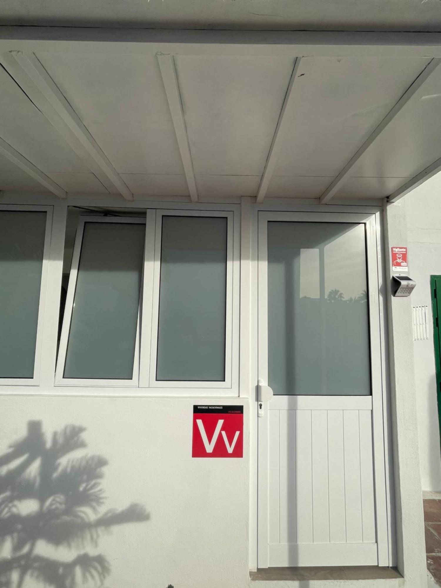 Bungalow Ara ปูแอร์โตเดลคาร์เมน ภายนอก รูปภาพ
